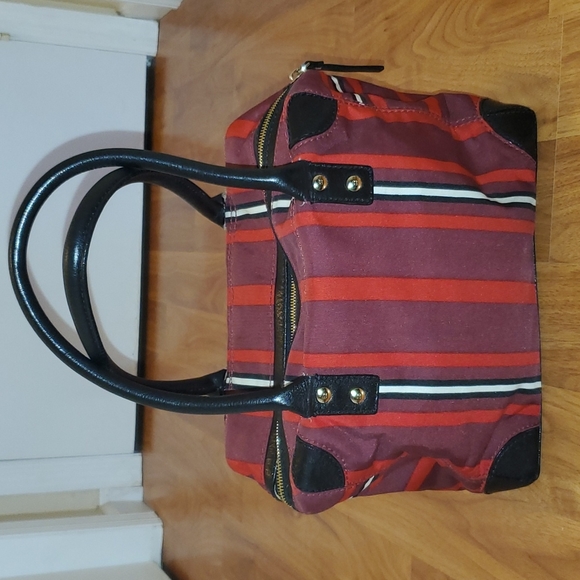 ♠️Stripped Kate Spade Bag♠️ - Picture 4 of 11